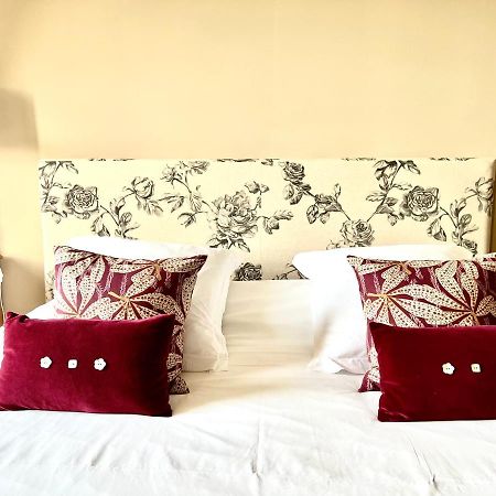 Bed and Breakfast La Girarde Saint-Quentin-de-Caplong Екстер'єр фото