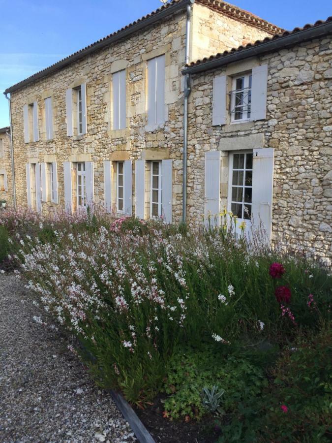 Bed and Breakfast La Girarde Saint-Quentin-de-Caplong Екстер'єр фото